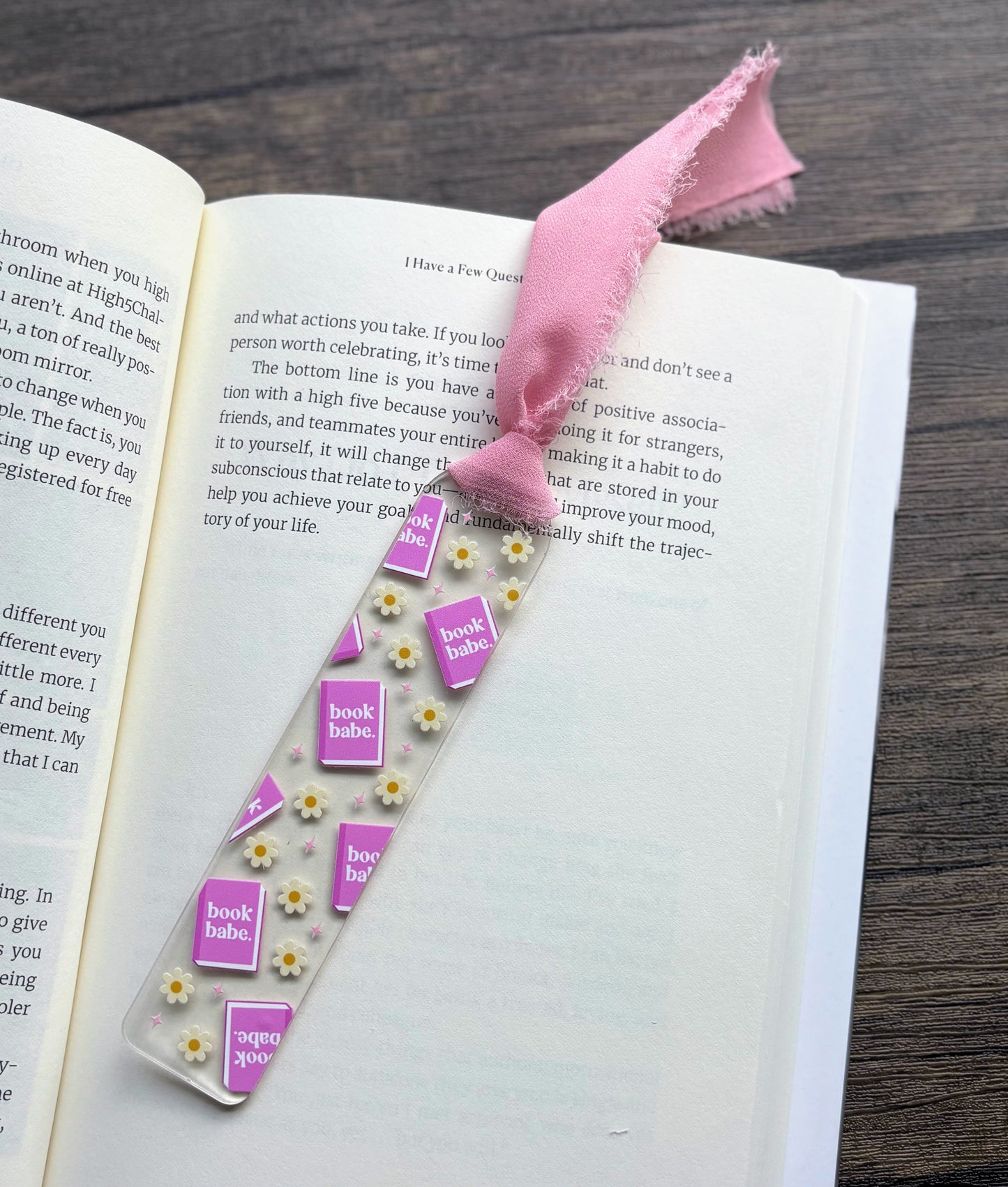 Book Babe with Daisies Bookmark