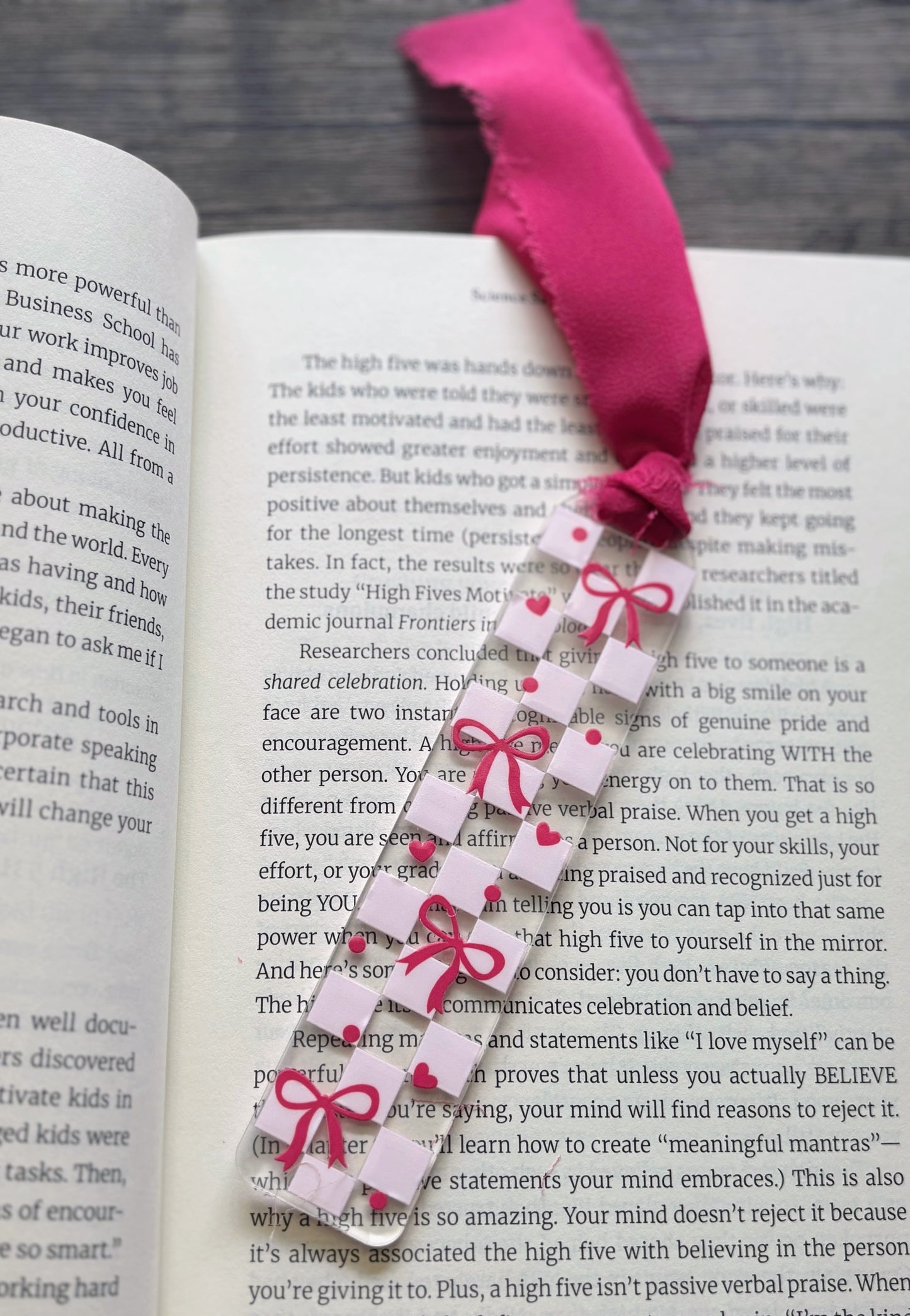 Checkered & Pink Bows Bookmark