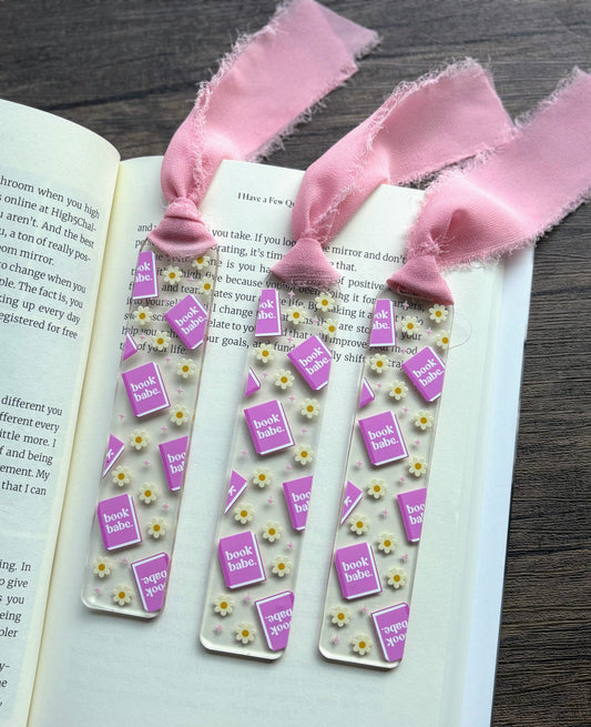 Book Babe with Daisies Bookmark